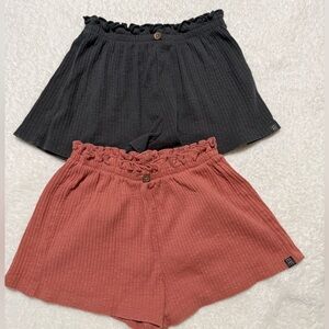 Toddler 5T modern moments shorts